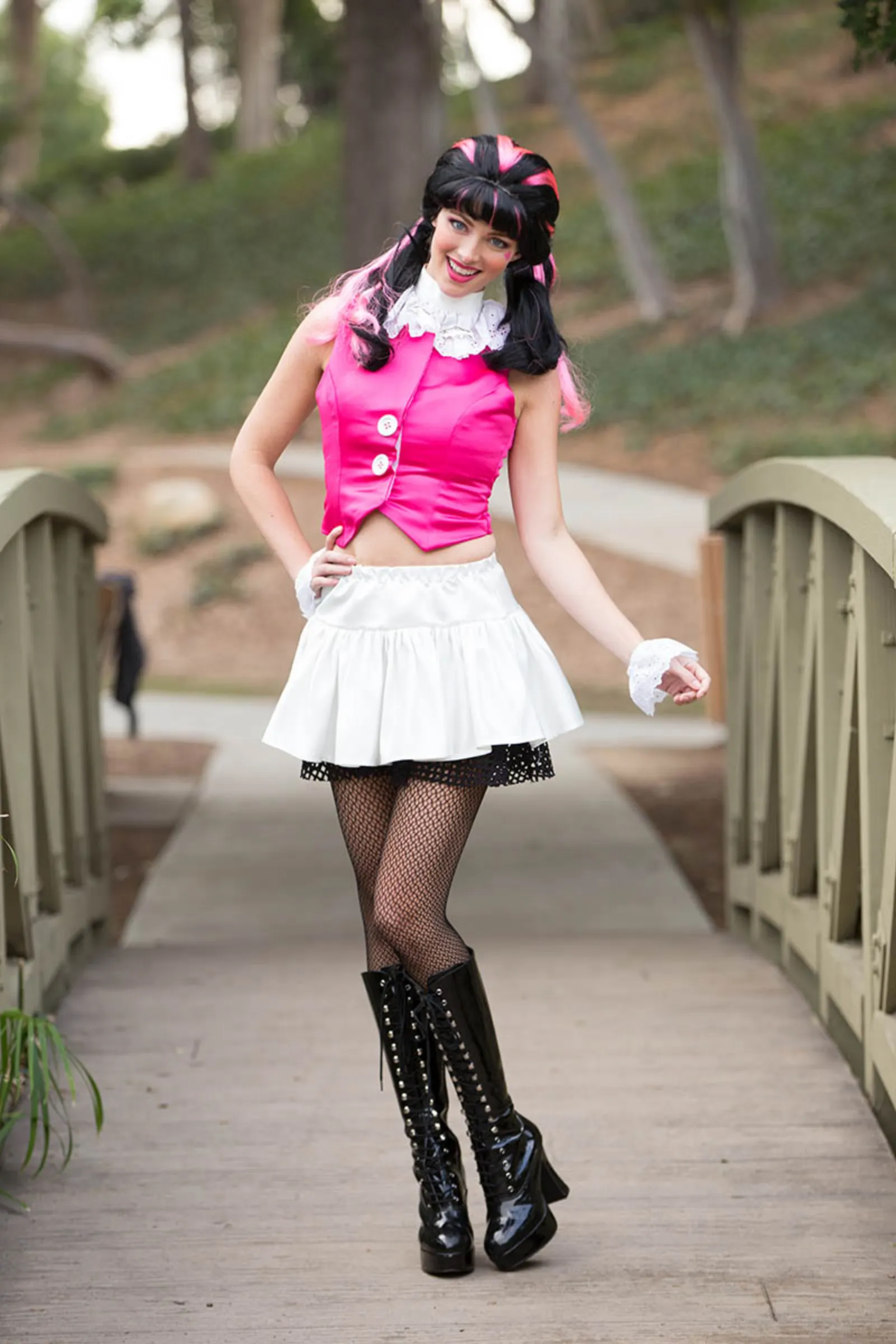 Vampire Princess party character in Inland Empire