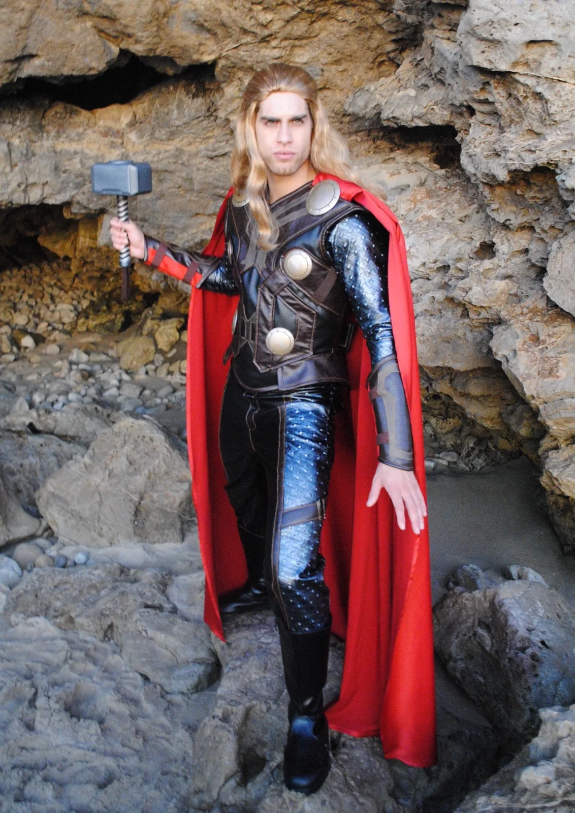 Thunder Hero party character in Inland Empire